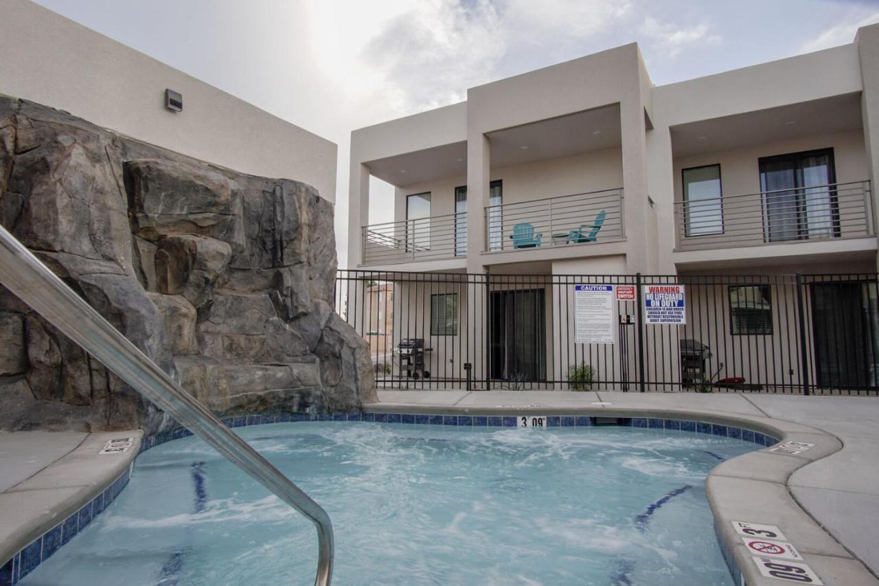 Lofts 13 4-Bedroom Modern Loft Steps From The Pool St. George Exterior photo